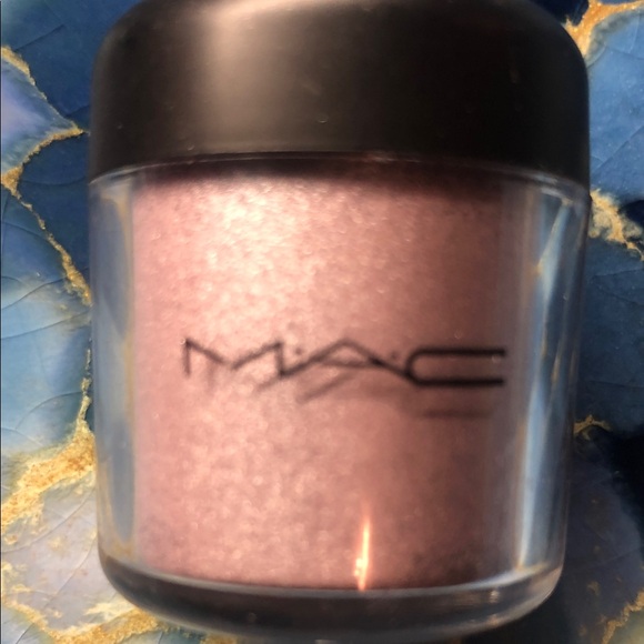 MAC Cosmetics Sparkling Rose Pigment - Picture 3 of 3
